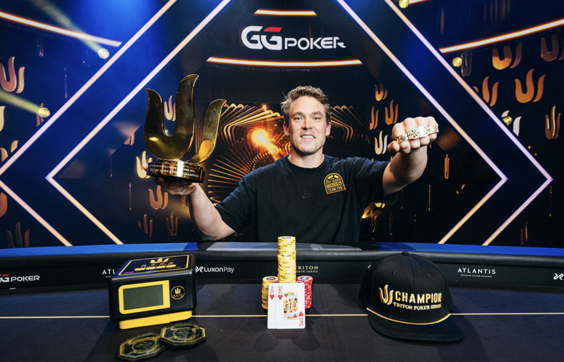 Alex Foxen Wins Third World Series of Poker Bracelet, Second Triton Trophy and a Huge Pile of Cash in the Bahamas